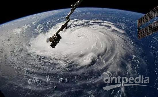从国际空间站观察Florence飓风。图片来源：NASA