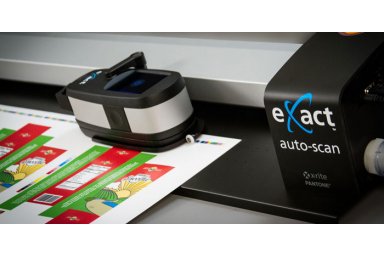 X-Rite/爱色丽 eXact Auto Scan颜色扫描器 进行专色测量