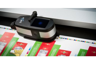 X-Rite/爱色丽 eXact Auto Scan颜色扫描器 进行专色测量